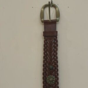 DKNY woven leather belt with decorativ metal grommets